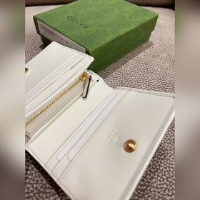 Весенняя и летняя коллекция — черный, белый и коричневый. Новинка