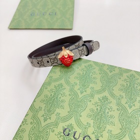 Новая модель от Gucci, 2 см, двусторонняя кожа теленка, ширина за