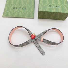 Новая модель от Gucci, 2 см, двусторонняя кожа теленка, ширина за