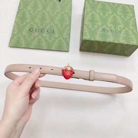 Новая модель от Gucci, 2 см, двусторонняя кожа теленка, ширина за