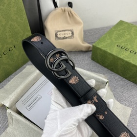 3 см. Фрукты и овощи являются символом игривого духа Gucci и стал