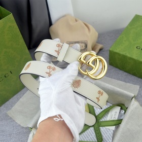 3 см. Фрукты и овощи являются символом игривого духа Gucci и стал