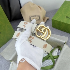 3 см. Фрукты и овощи являются символом игривого духа Gucci и стал