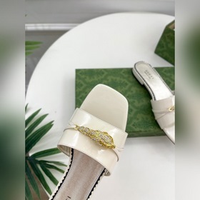 Gucci | Gucci 223   Долгожданная главная коллекция Gucci нако