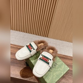 Gucci с застежкой виде конской головы, новая модель из шерсти, кв