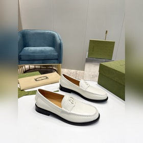 Лоферы Gucci Материал： кожа бычка с открытым краем Внутренняя под