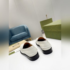 Лоферы Gucci Материал： кожа бычка с открытым краем Внутренняя под