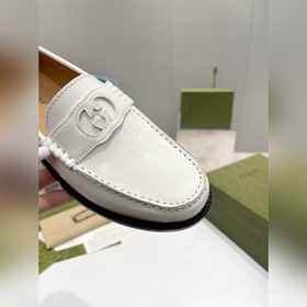 Лоферы Gucci Материал： кожа бычка с открытым краем Внутренняя под