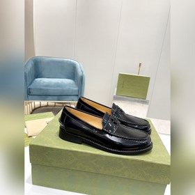 Лоферы Gucci Материал： кожа бычка с открытым краем Внутренняя под