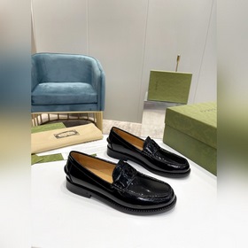 Лоферы Gucci Материал： кожа бычка с открытым краем Внутренняя под