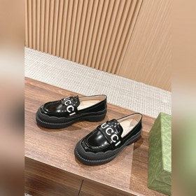Gucci 2024 осень-зима, новая модель Blondie, небольшие круглые ло
