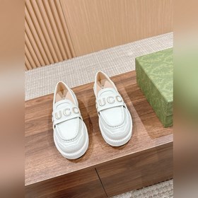 Gucci 2024 осень-зима, новая модель Blondie, небольшие круглые ло