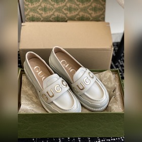 Gucci Новая модель с логотипом виде волны, цветочным узором и тол
