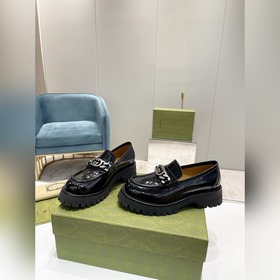 Gucci Лоферы на толстой подошве Материал： кожа бычка с открытым к