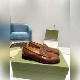 Лоферы Gucci Материал： кожа бычка с открытым краем Внутренняя под