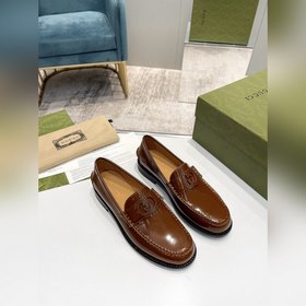 Лоферы Gucci Материал： кожа бычка с открытым краем Внутренняя под