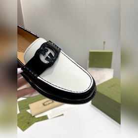 Лоферы Gucci Материал： кожа бычка с открытым краем Внутренняя под