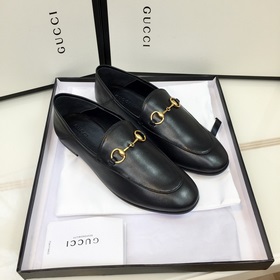 GUCCI ~ Классическая модель GUCCI, столетняя модель Классическая 