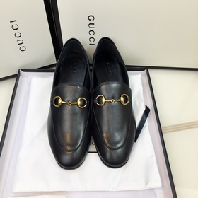 GUCCI ~ Классическая модель GUCCI, столетняя модель Классическая 