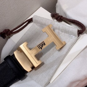 Мужской ремень Hermès Clemence из телячьей кожи с паленой пряжкой