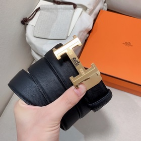 Мужской ремень Hermès Clemence из телячьей кожи с паленой пряжкой