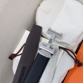 Мужской ремень Hermès Clemence из телячьей кожи с паленой пряжкой