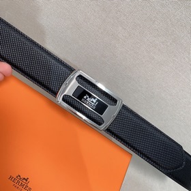 Мужской ремень Hermès Clemence из телячьей кожи с паленой пряжкой