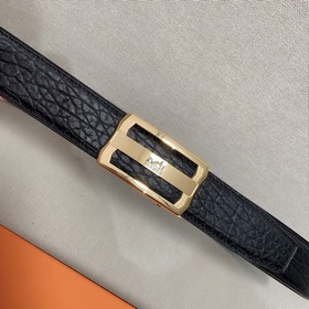 Мужской ремень Hermès Clemence из телячьей кожи с паленой пряжкой