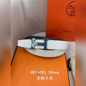 Hermes-32MM, аналогично модели Hermes, изготовлен из кожи теленка