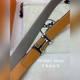 Hermes-32MM, аналогично модели Hermes, изготовлен из кожи теленка
