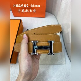 Hermes-32MM, аналогично модели Hermes, изготовлен из кожи теленка