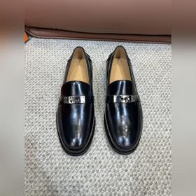 Торговая марка： Hermès (Эрмес) Размер： 39-44 (38, 45 на заказ) Ка