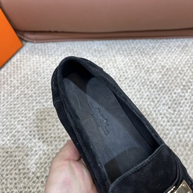 Торговая марка： Hermès (Эрмес) Размер： 39-44 (38, 45 на заказ) Ка