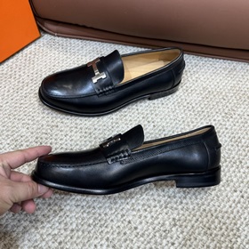 Торговая марка： Hermès (Эрмес) Размер： 39-44 (38, 45 на заказ) Ка