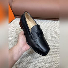 Торговая марка： Hermès (Эрмес) Размер： 39-44 (38, 45 на заказ) Ка