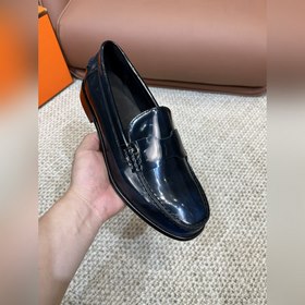 Торговая марка： Hermès (Эрмес) Размер： 39-44 (38, 45 на заказ) Ка