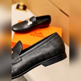 Торговая марка： HERMES «Hermès» Кожаные туфли для повседневной но