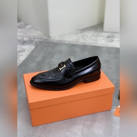 Вода окрасила говядину [Hermès] Hermès представляет новую модель