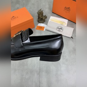 Вода окрасила говядину [Hermès] Hermès представляет новую модель