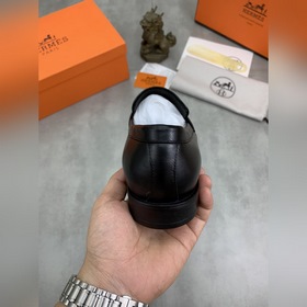Вода окрасила говядину [Hermès] Hermès представляет новую модель