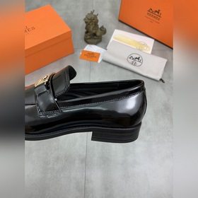 Вода окрасила говядину [Hermès] Hermès представляет новую модель