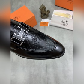 Вода окрасила говядину [Hermès] Hermès представляет новую модель