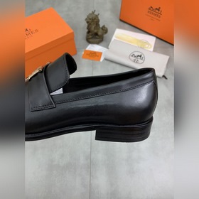 Вода окрасила говядину [Hermès] Hermès представляет новую модель