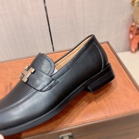 «Hermès» — новейшая модель обуви для повседневного ношения от вед