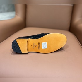 Торговая марка： Hermès (Эрмес) Размер： 39-44 (38, 45 на заказ) Ка