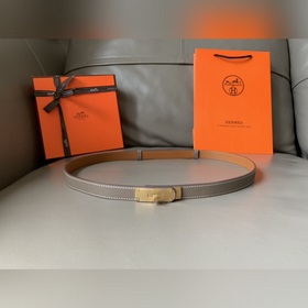 HERMES (Hermès) Модель из бутика  Классический пояс 1.8 Kelly из