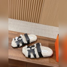 【Высший класс】 Кожаные тапочки Hermes с мехом. В этом году для из