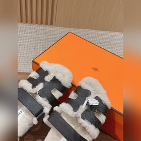 【Высший класс】 Кожаные тапочки Hermes с мехом. В этом году для из