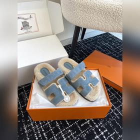 Hermes – неожиданный сюрприз. Модные тапочки Hermes из высококаче