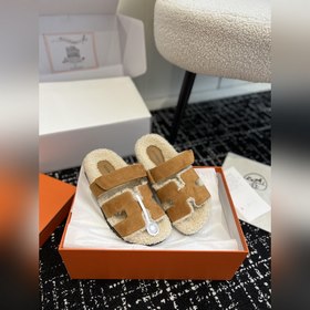 Hermes – неожиданный сюрприз. Модные тапочки Hermes из высококаче